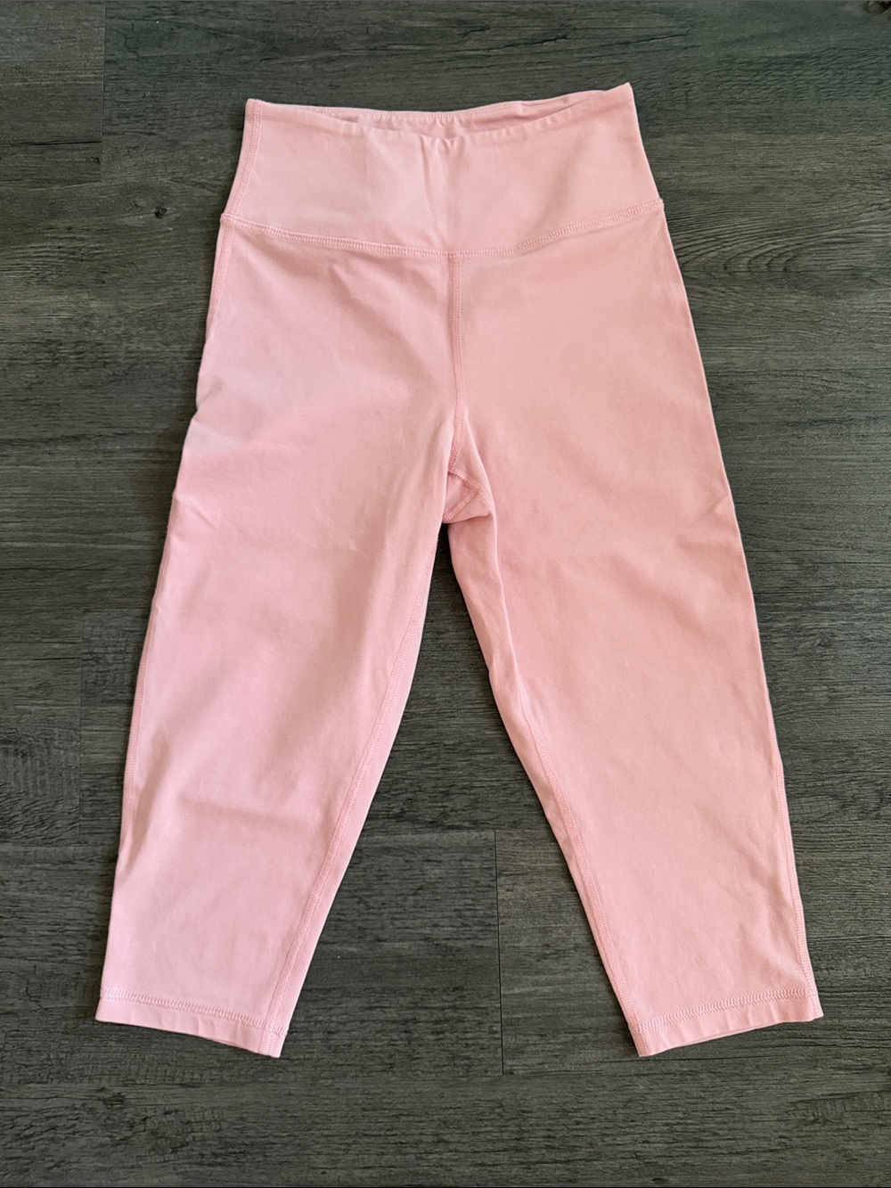 Mate the label Pink High-Waist Active capri Leggings